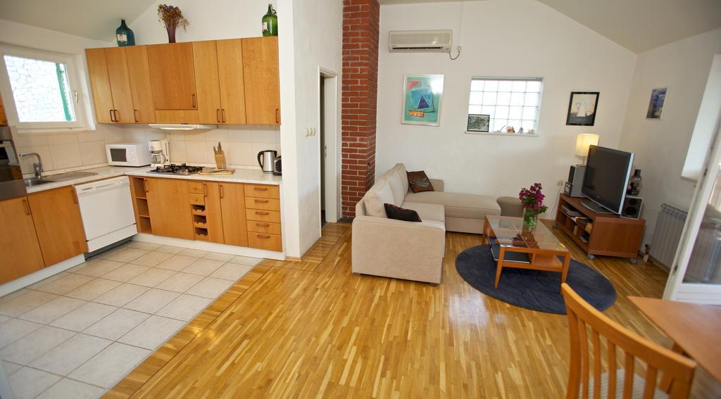Villa More 3 Apartments A-10, A-11 And A-12 , 4-4-6 Beds Bobovisca Exteriör bild